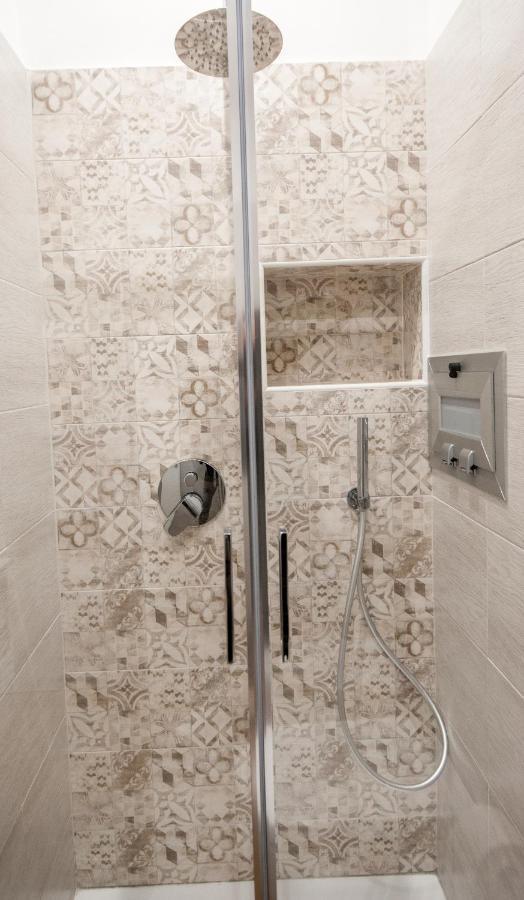 Michelangelo 80 Apartment Νάπολη Εξωτερικό φωτογραφία